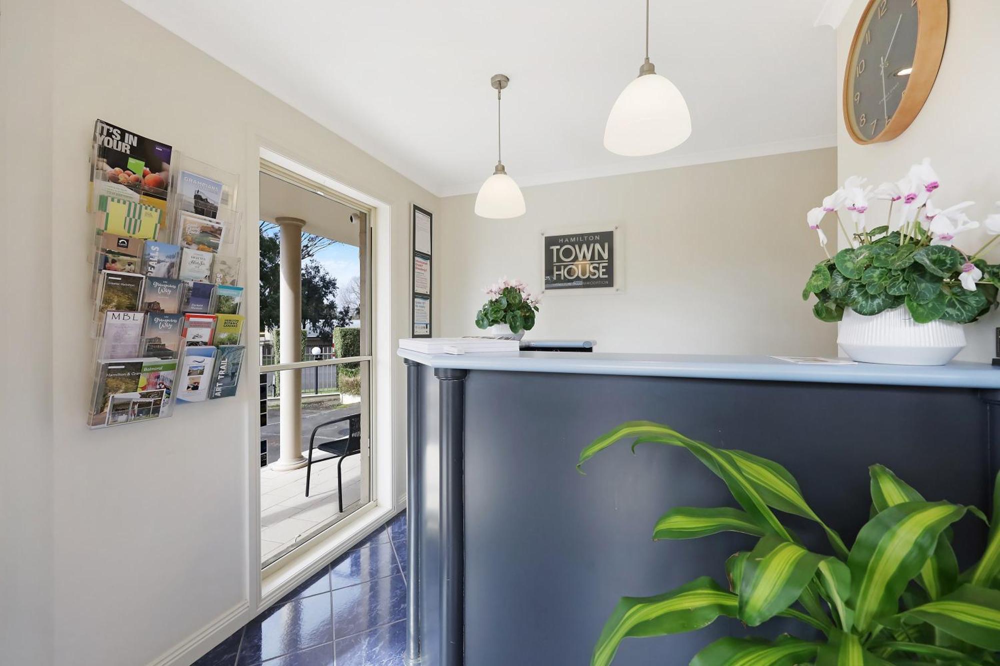 Hamilton Townhouse Motel Экстерьер фото