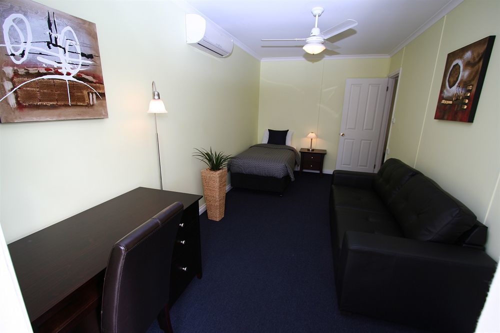 Hamilton Townhouse Motel Экстерьер фото